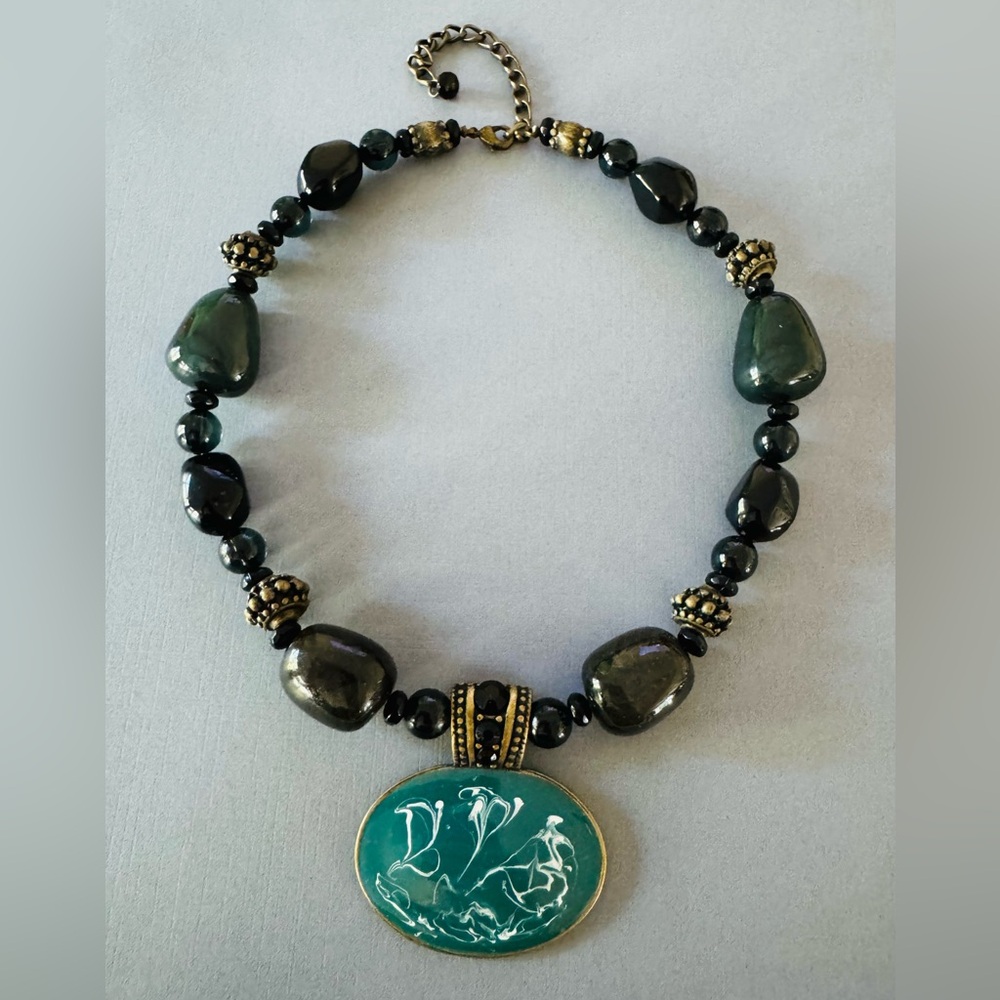 Jewelry Set - Picture 2 of 9